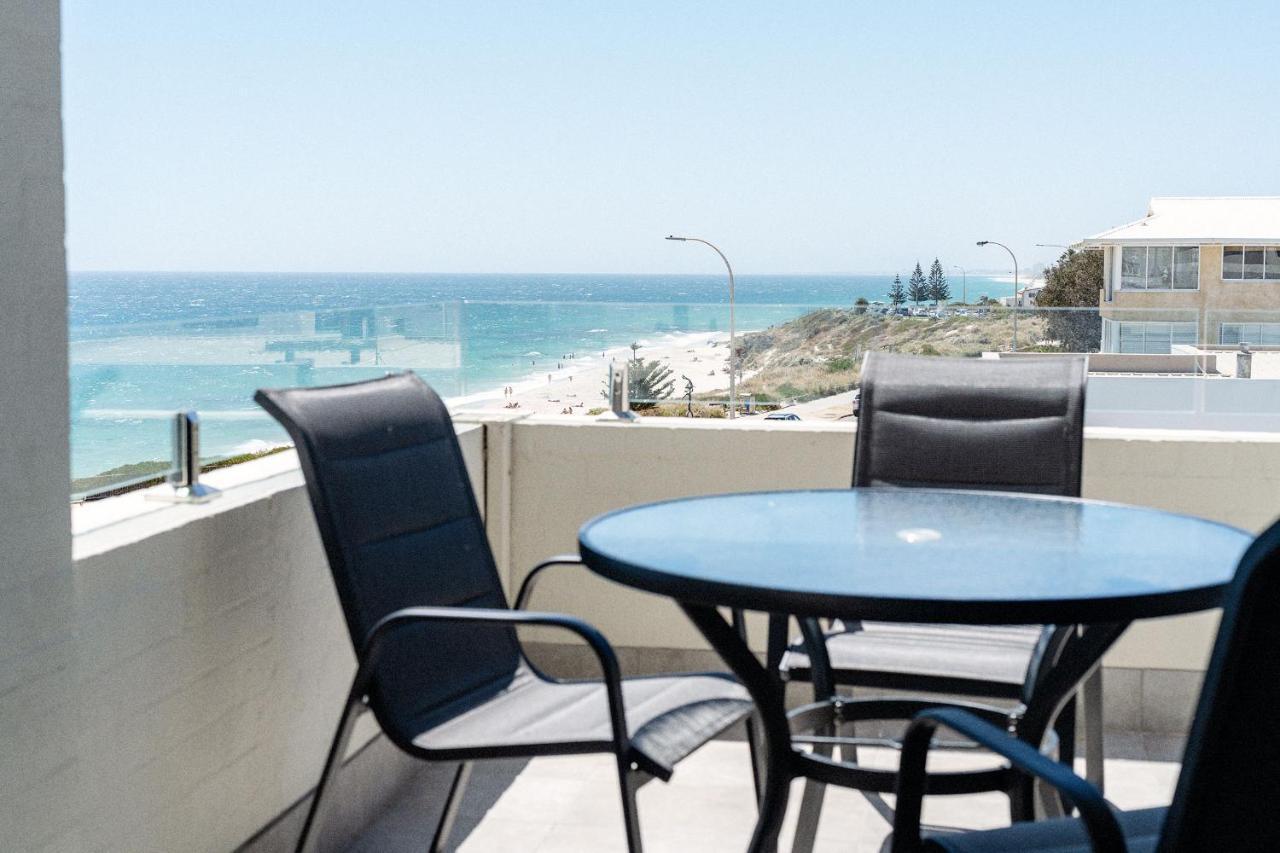 Cottesloe Beach View Apartments #11 Perth Exterior photo